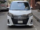 Toyota Noah WXB-HYBRID 2016
