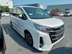 Toyota Noah WXB Pearl R/73k km 2020