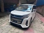 Toyota Noah WXB PKG / PEARL 2019