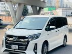 Toyota Noah WXB PUSHSTART HYBRID 2018