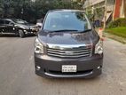 Toyota Noah X 1 Door Auto 2011