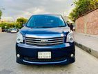 Toyota Noah X 2 Door power 2011