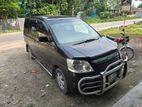 Toyota Noah x 2002