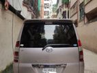 Toyota Noah x 2003