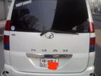 Toyota Noah x 2003