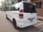 Toyota Noah x 2003