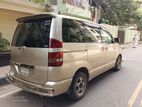 Toyota Noah . 2003