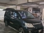 Toyota Noah x 2003