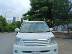 Toyota Noah X 2003