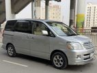 Toyota Noah X 2003