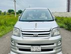 Toyota Noah X 2003
