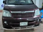 Toyota Noah X 2003