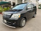 Toyota Noah X 2004