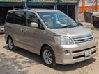 Toyota Noah X - 2004