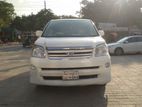 Toyota Noah X 2004