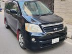 Toyota Noah X 2004