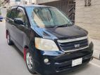 Toyota Noah X 2004