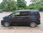 Toyota Noah X 2005