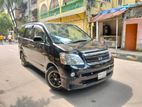 Toyota Noah X 2005