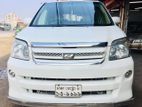 Toyota Noah X 2005