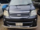 Toyota Noah X 2005