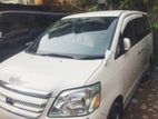 Toyota Noah X 2005