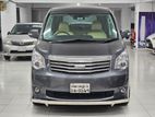 Toyota Noah -X 2009