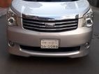 Toyota Noah X (2011) 2011