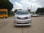 Toyota Noah X 2012