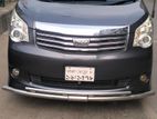 Toyota Noah X 2012