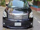 Toyota Noah X - 2013