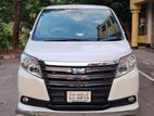 Toyota Noah X 2017