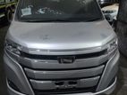 Toyota Noah x 2019