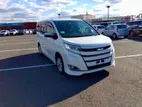 Toyota Noah X 2019