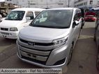 Toyota Noah X 2020