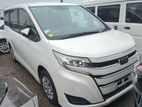 Toyota Noah x 2020