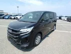 Toyota Noah X 2021