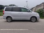 Toyota Noah X Addition 2003