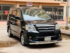 Toyota Noah X Door power 2005