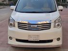 Toyota Noah x/edition 2012