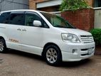 Toyota Noah X- EXCELLENT 2002