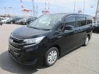 Toyota Noah X Hybrid 2019