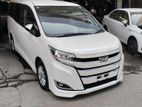 Toyota Noah X Hybrid 2020