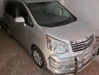 Toyota Noah X Noha 2010