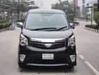 Toyota Noah x noha si 2dor power 2012