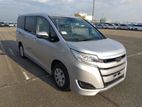 Toyota Noah X- NON HY KEY START 2021