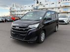 Toyota Noah X NON HYB 4 POINT 2021