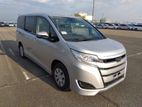 Toyota Noah X NON HYB KEY START 2020