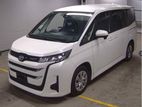 Toyota Noah X NON HYBRID 2022