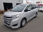 Toyota Noah X Non Hybrid 8 Seat 2018